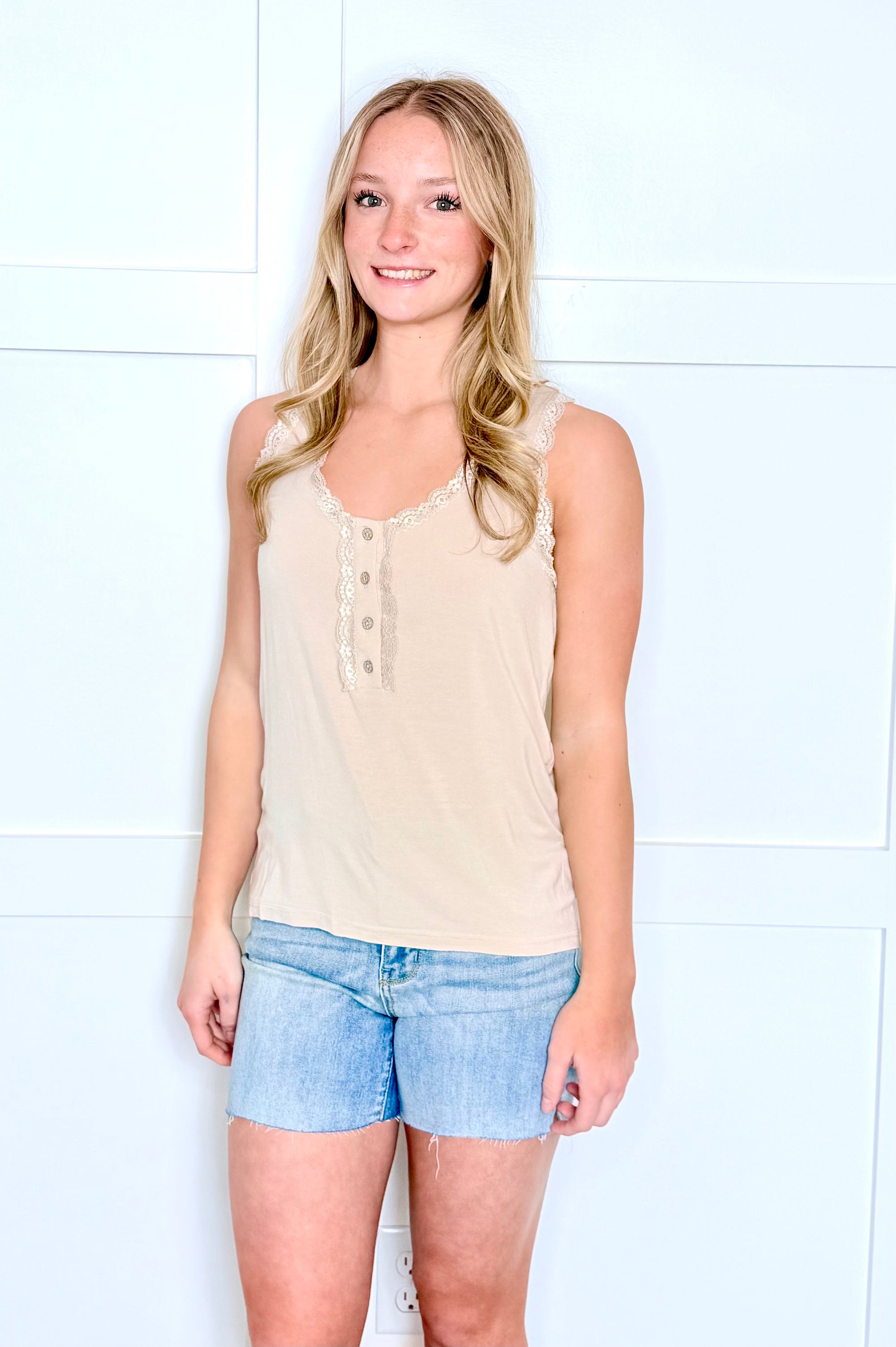 Pol Lace Keyhole Open Back Tank Top in 4 colors