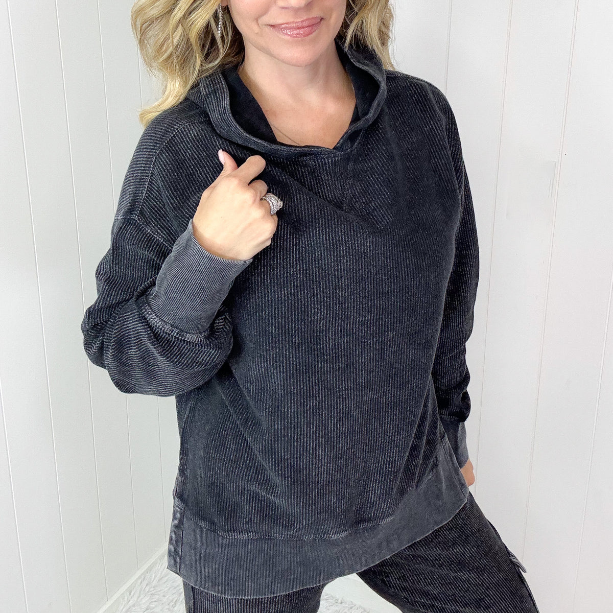 Luxe Snow Washed Corded Long Sleeve Hoody in 2 Colors - Boujee Boutique 