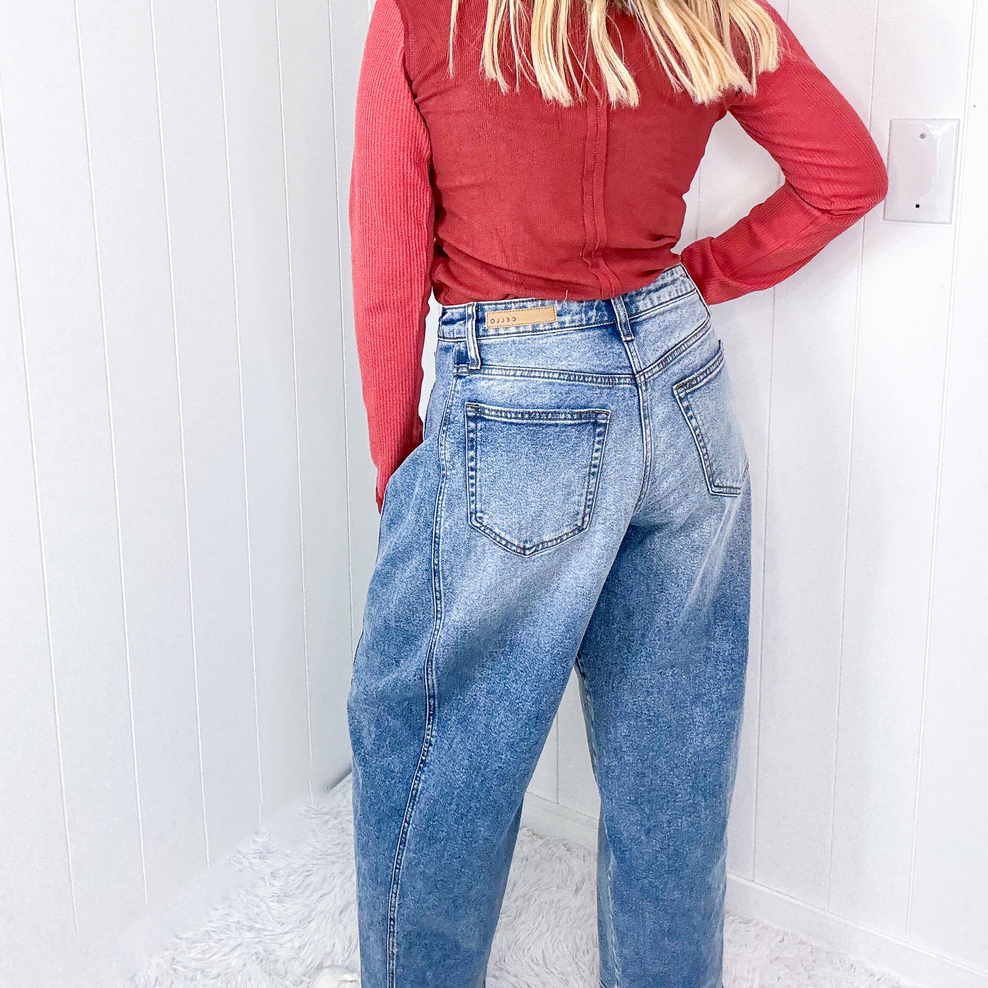 Cello Distressed Mid Rise Barrel Leg Jeans With Side Panels In a Medium Wash - Boujee Boutique 