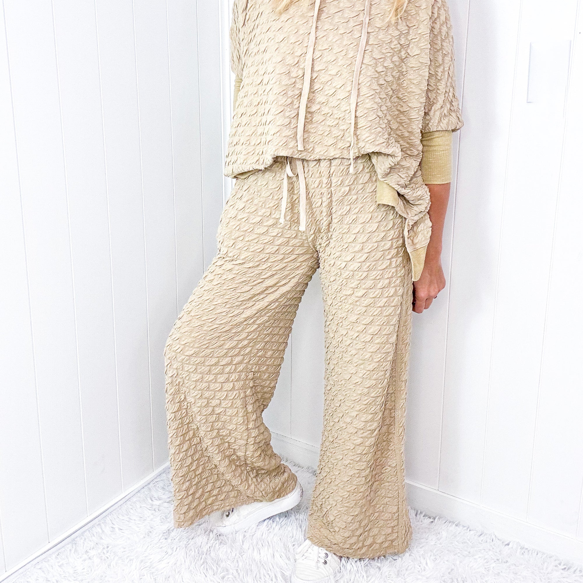Soft Puff Textured Hacci Knit Teddy Wide Leg Palazzo Pants in 3 Colors - Boujee Boutique 