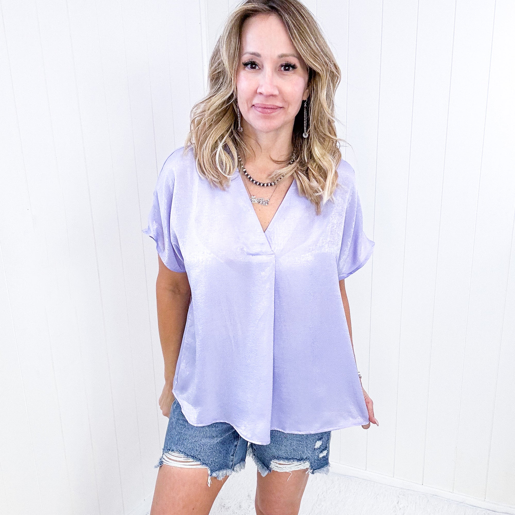 Andree By Unit Pleat Front V-Neck Top in Lavender - Boujee Boutique 
