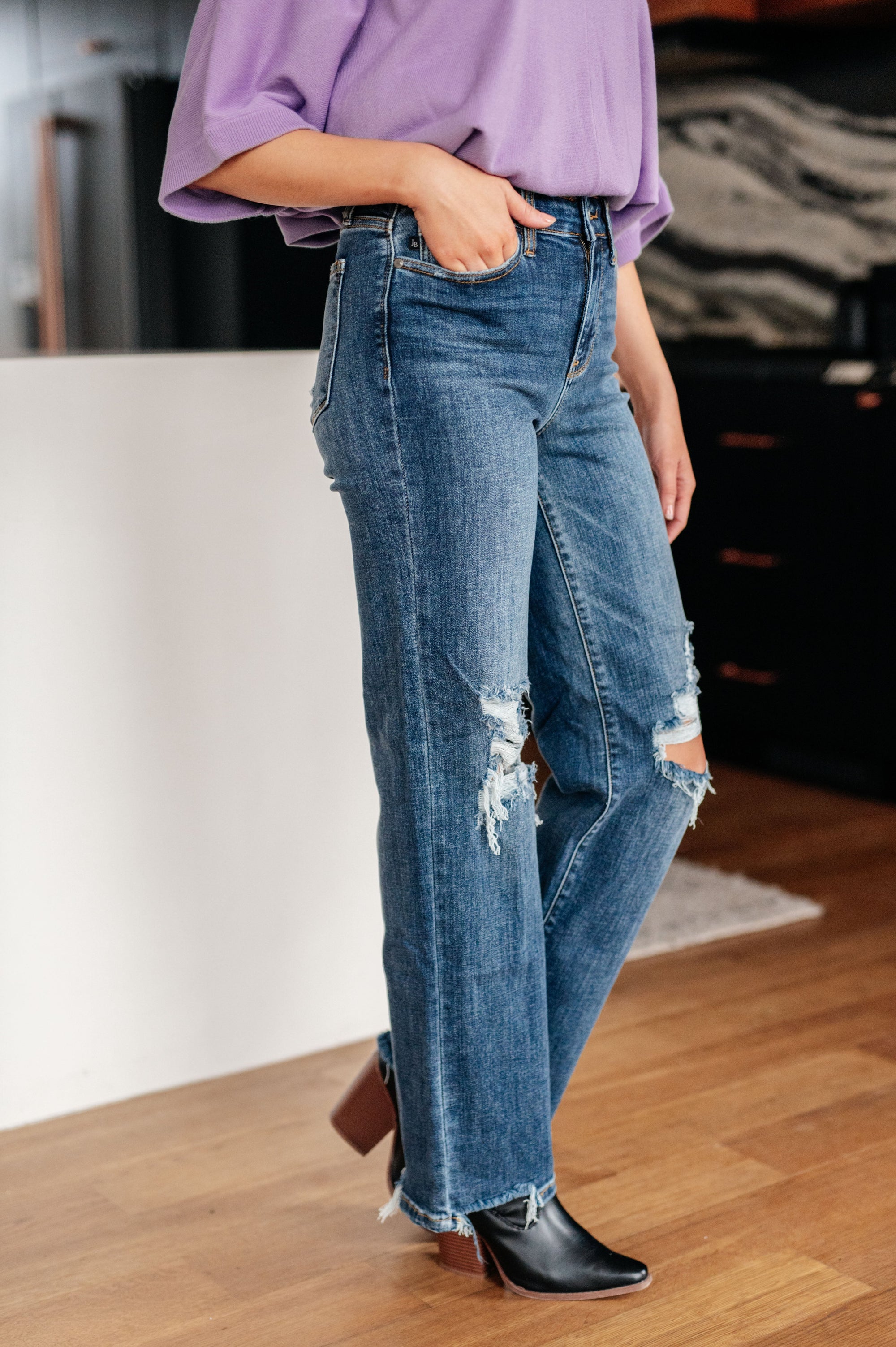 Judy Blue Rose High Waist 90s Straight Jeans in Dark Wash Jeans - Boujee Boutique 