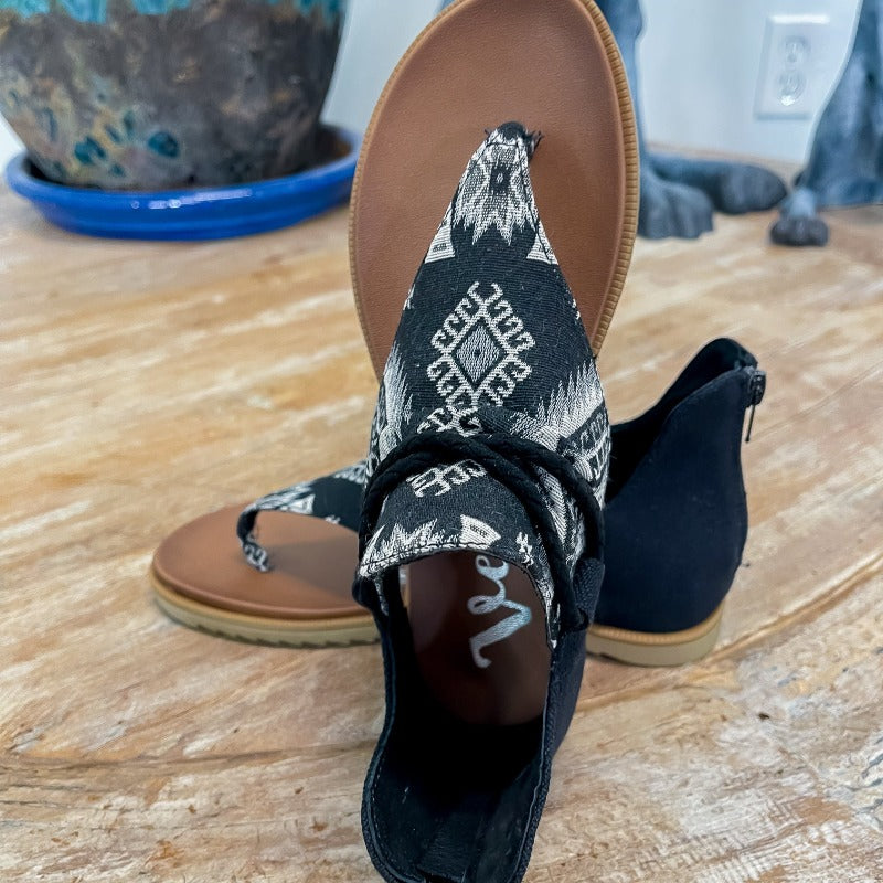 Very G | Gypsy Jazz Black Rock With Me Sandals - Boujee Boutique 
